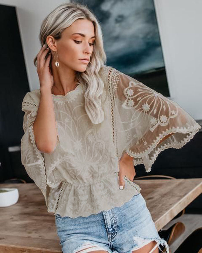 Women’s Lace Trim Top Short Sleeve Shirt