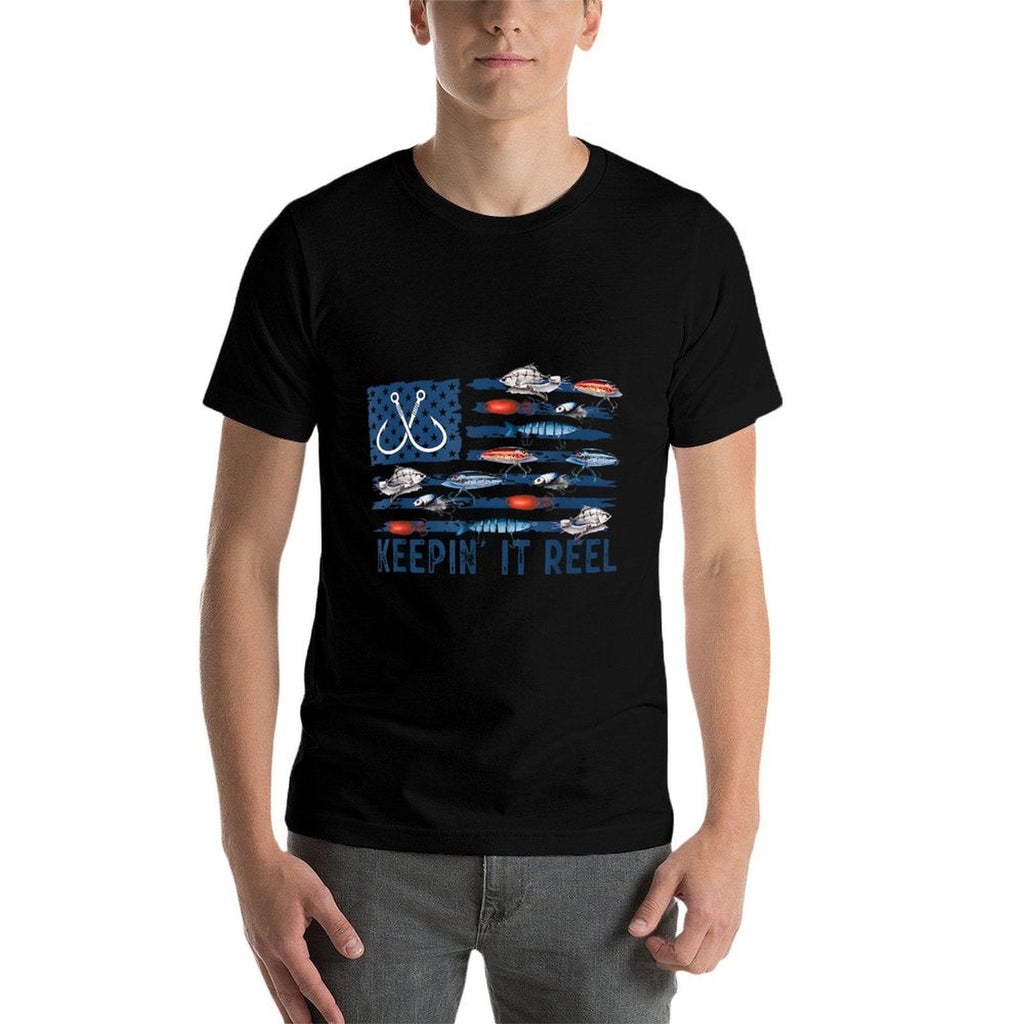Keepin It Reel Fishing Lure Fisherman Bass Fishing  Wrinkle-resistant T-Shirt